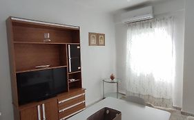 Apartamento 2 habitaciones a 8 min del Casco Historico